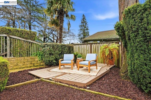 18425 18425 Pepper St, Castro Valley, CA 94546