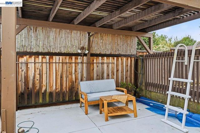 18425 18425 Pepper St, Castro Valley, CA 94546