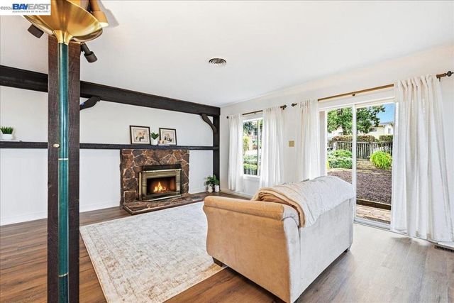 18425 18425 Pepper St, Castro Valley, CA 94546