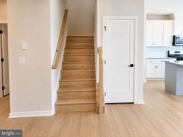 375 ASPEN WAY, King Of Prussia, PA 19406