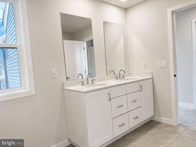 375 ASPEN WAY, King Of Prussia, PA 19406