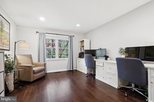 11007 RACCOON RIDGE CT, Reston, VA 20191