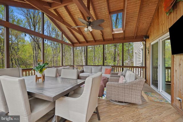 11007 RACCOON RIDGE CT, Reston, VA 20191