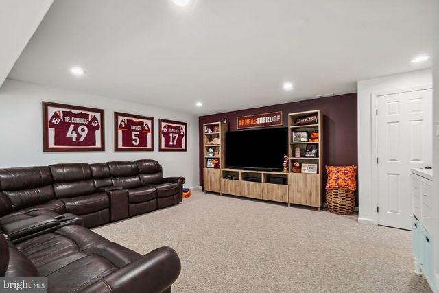 11007 RACCOON RIDGE CT, Reston, VA 20191