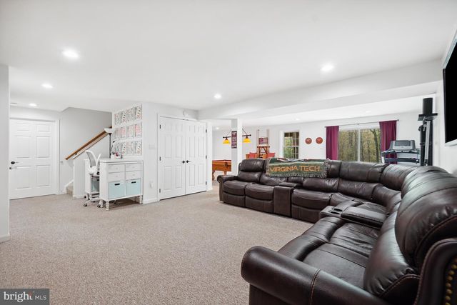 11007 RACCOON RIDGE CT, Reston, VA 20191