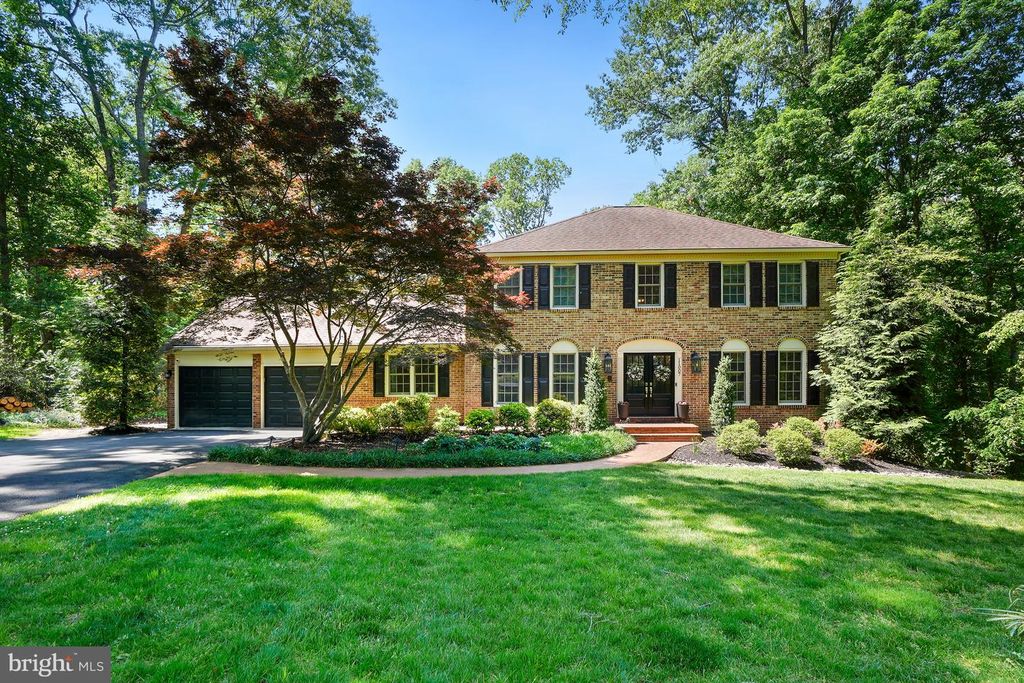 11007 RACCOON RIDGE CT, Reston, VA 20191