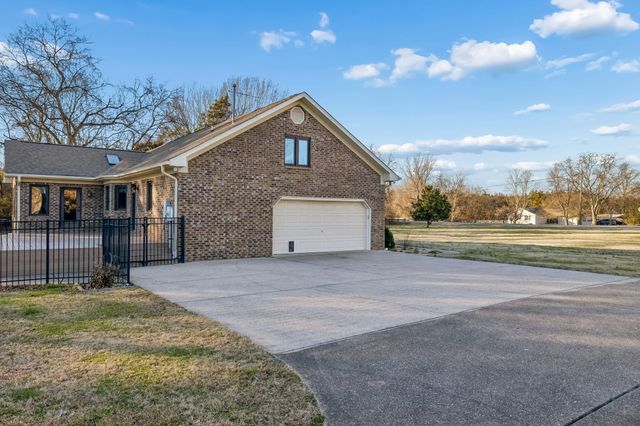 2537 York Rd, Nolensville, TN 37135