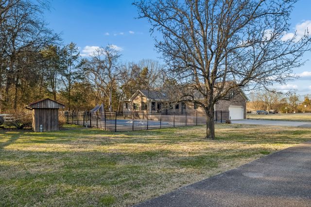 2537 York Rd, Nolensville, TN 37135