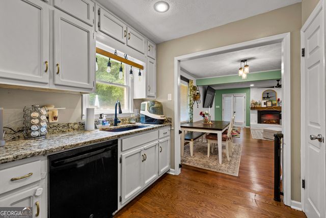 410 Laprade Road, Griffin, GA 30223