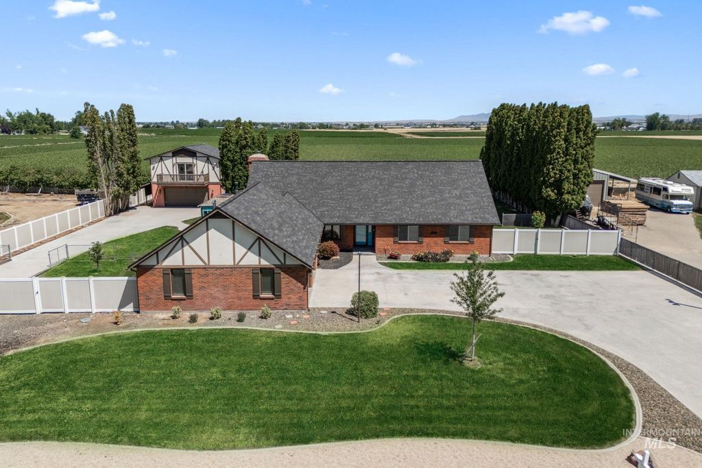 7770 Ustick Rd, Nampa, ID 83687