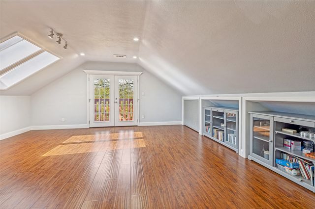 2460 Waterstone Drive, Cedar Hill, TX 75104