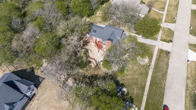 2460 Waterstone Drive, Cedar Hill, TX 75104