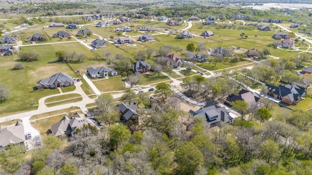 2460 Waterstone Drive, Cedar Hill, TX 75104