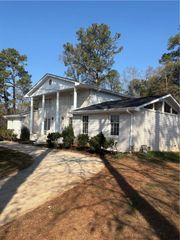 3648 Calumet Road, Decatur, GA 30034