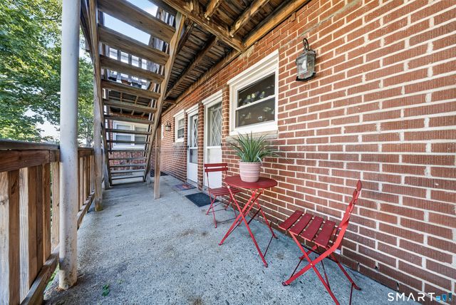 28 Courtland Avenue 1, Stamford, CT 06902