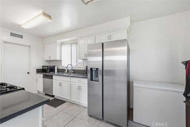 424 S Gain, Anaheim, CA 92804