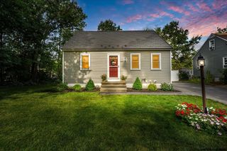 144 Whitney Avenue, Manchester, NH 03104