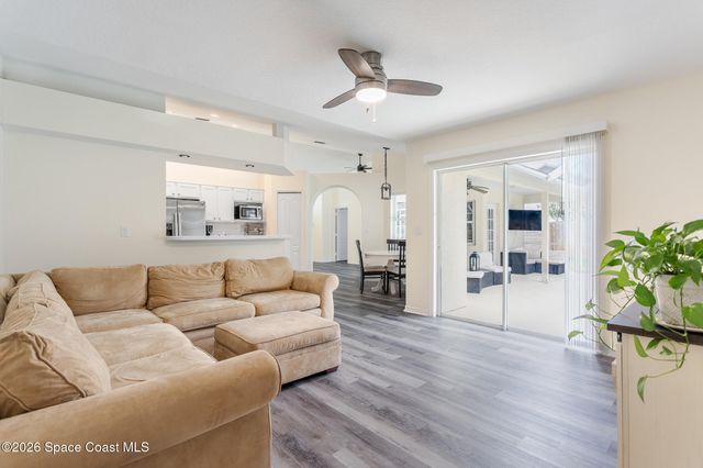 4920 48th Place, Vero Beach, FL 32967