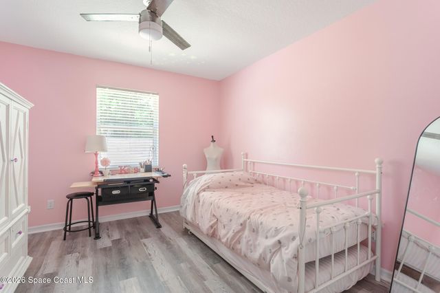 4920 48th Place, Vero Beach, FL 32967