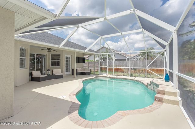 4920 48th Place, Vero Beach, FL 32967