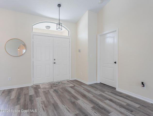 4920 48th Place, Vero Beach, FL 32967