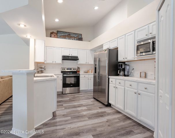 4920 48th Place, Vero Beach, FL 32967