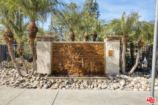 5535 Canoga Avenue 317, Woodland Hills (los Angeles), CA 91367