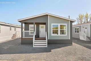 125 Fireman Row, Dayton, NV 89403