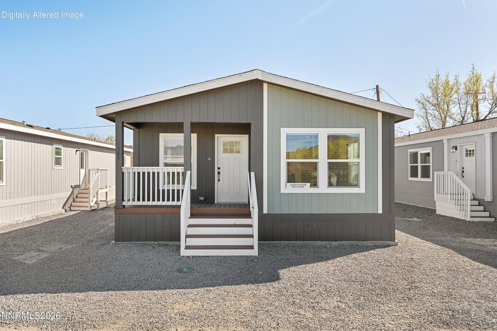 125 Fireman Row, Dayton, NV 89403