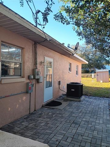 6 PINE TRACE LANE, Ocala, FL 34472