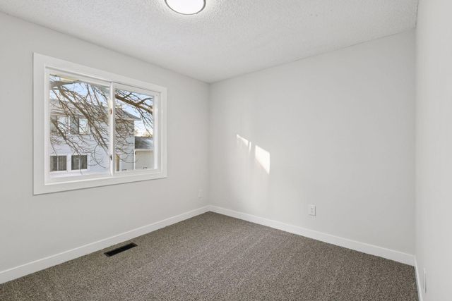 8964 Vinewood Lane N, Maple Grove, MN 55369