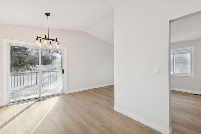 8964 Vinewood Lane N, Maple Grove, MN 55369