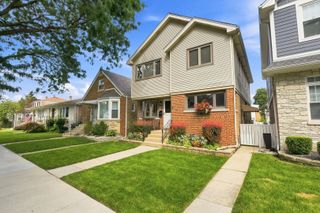 5435 N Nashville Avenue, Chicago, IL 60656