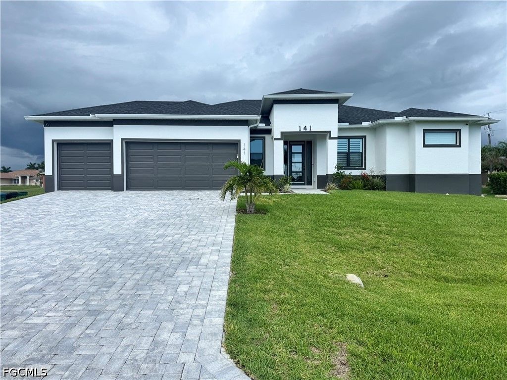 141 SW 37 PL, Cape Coral, FL 33993