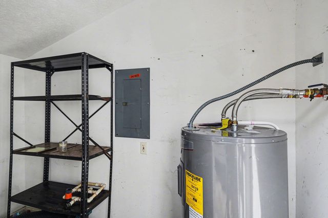 973 Castlewood Dr., Conway, SC 29526