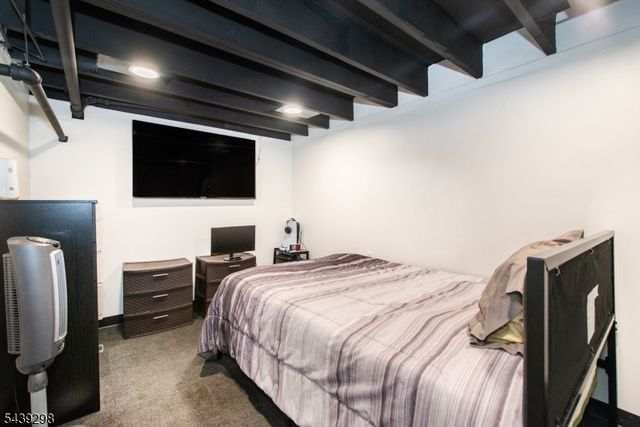 289 Paterson Avenue, Paterson City, NJ 07502
