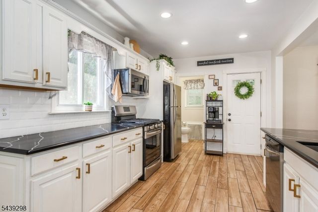 289 Paterson Avenue, Paterson City, NJ 07502