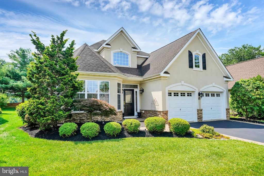15 SANIBEL LN, Hamilton, NJ 08691