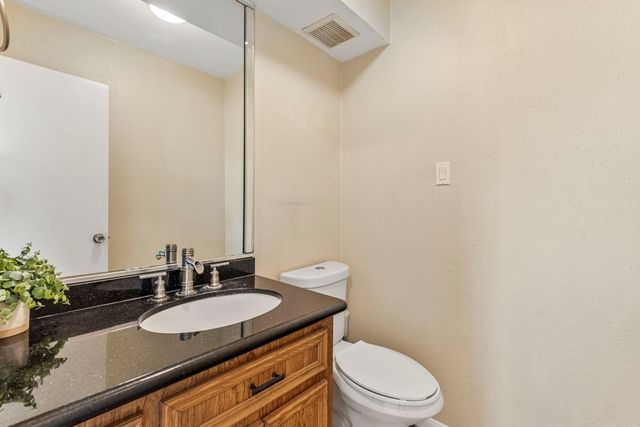 3218 Freshmeadows Drive, Houston, TX 77063