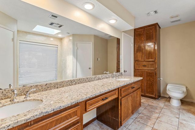 3218 Freshmeadows Drive, Houston, TX 77063