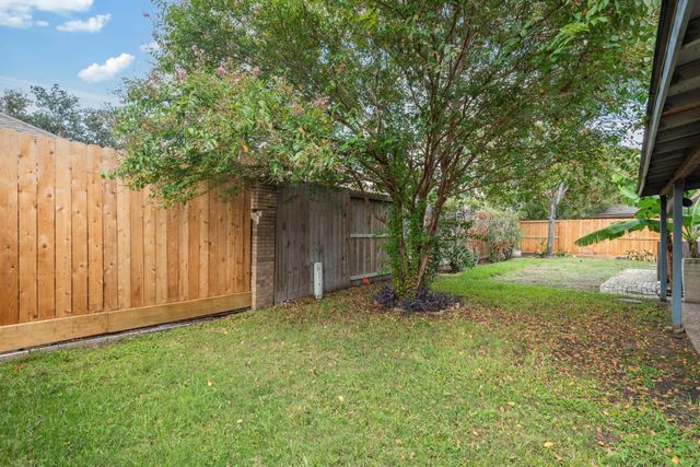 3218 Freshmeadows Drive, Houston, TX 77063