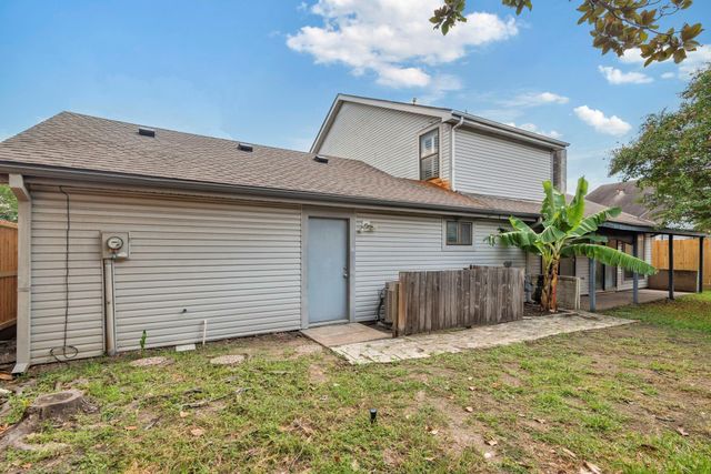 3218 Freshmeadows Drive, Houston, TX 77063