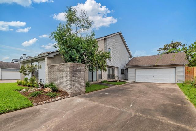 3218 Freshmeadows Drive, Houston, TX 77063