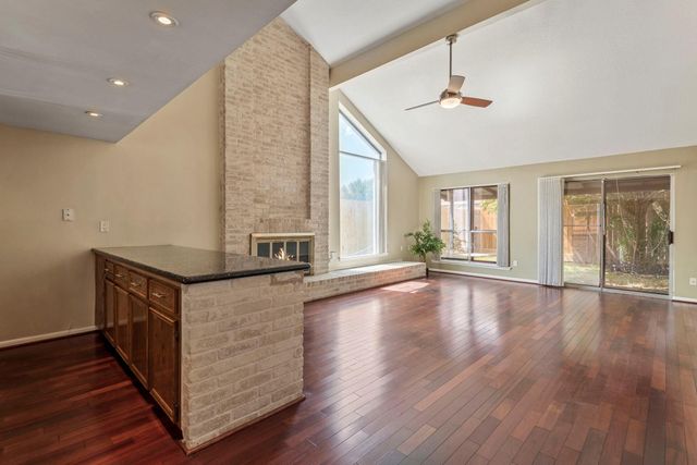 3218 Freshmeadows Drive, Houston, TX 77063