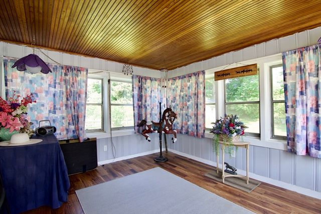 37 Philip St, Ludlow, MA 01056