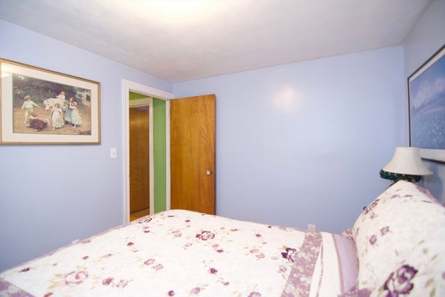 37 Philip St, Ludlow, MA 01056