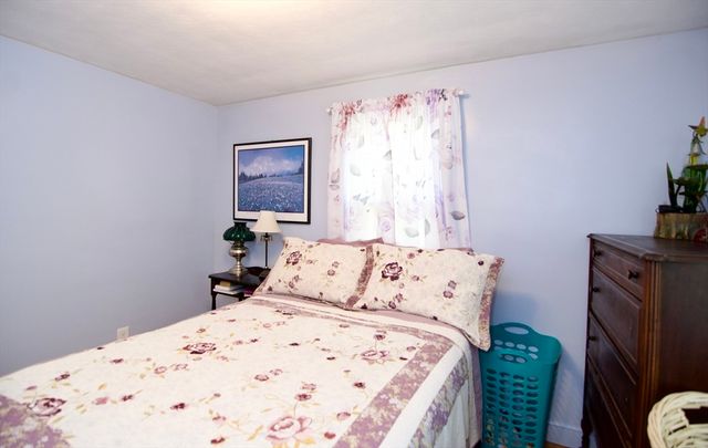 37 Philip St, Ludlow, MA 01056
