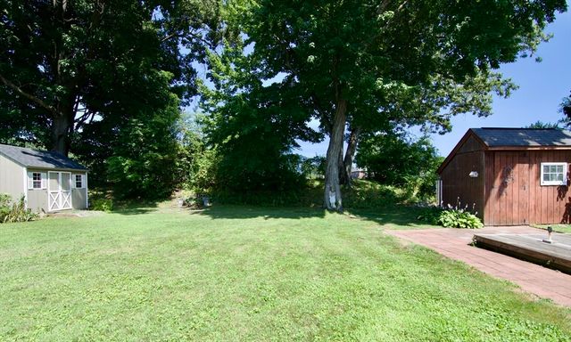 37 Philip St, Ludlow, MA 01056