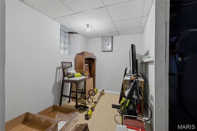4624 Alaska Avenue, St Louis, MO 63111
