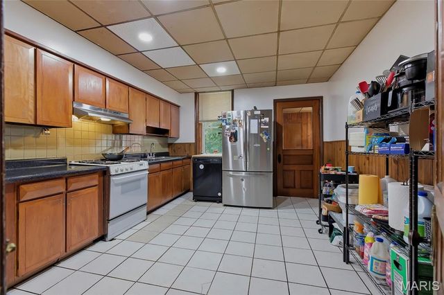4624 Alaska Avenue, St Louis, MO 63111